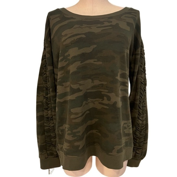 Sanctuary Camouflage Green Sweatshirt with Ruched Top of the Sleeves - Picture 1 of 13